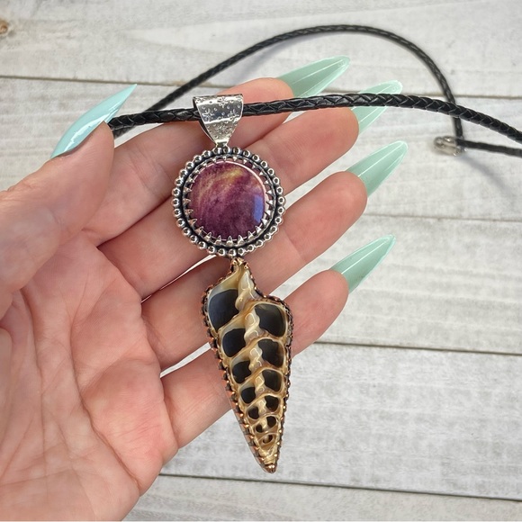 Magic shell necklace - Picture 4 of 4